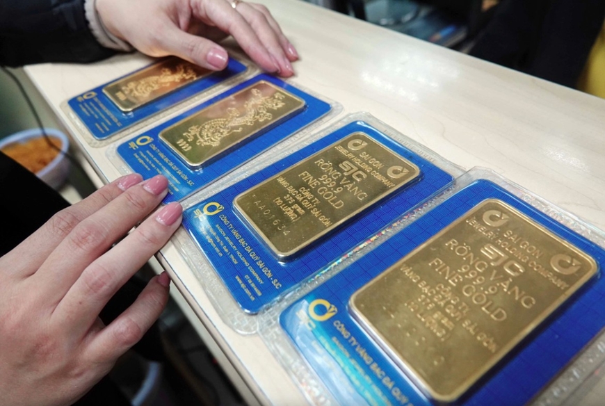 Giá vàng hôm nay (trưa 4-12): Vàng SJC giảm về mức thấp nhất trong một tuần