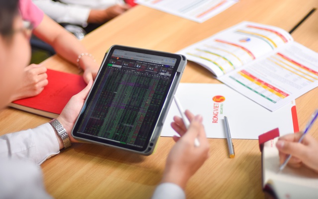 Chứng khoán Rồng Việt hai năm liền đạt doanh thu nghìn tỷ, báo lãi 2025 hơn 350 tỷ đồng Chứng khoán Rồng Việt hai năm liền đạt doanh thu nghìn tỷ, báo lãi 2025 hơn 350 tỷ đồng