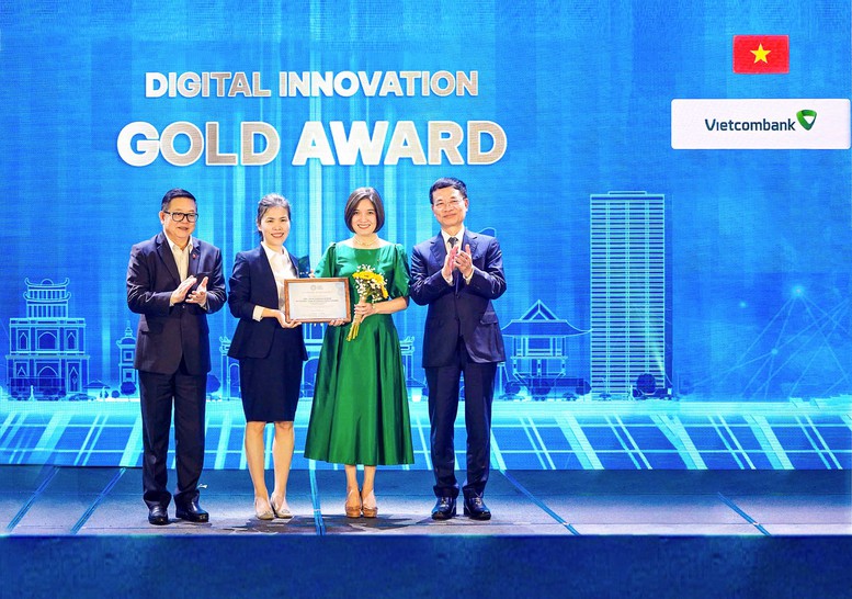 VCB Tablet giành Giải Vàng Đổi mới sáng tạo số tại ASEAN Digital Awards 2026