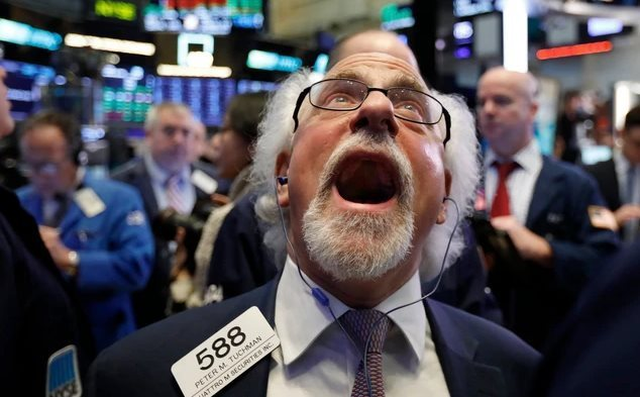 Phiên 4/2: Khối ngoại tung gần 1.000 tỷ đồng "gom" một cổ phiếu Bluechips