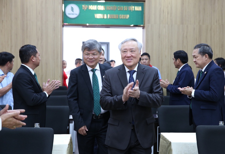 Tập đoàn Công nghiệp Cao su Việt Nam cần chủ động xây dựng các kịch bản sản xuất-kinh doanh phù hợp với diễn biến thị trường quốc tế