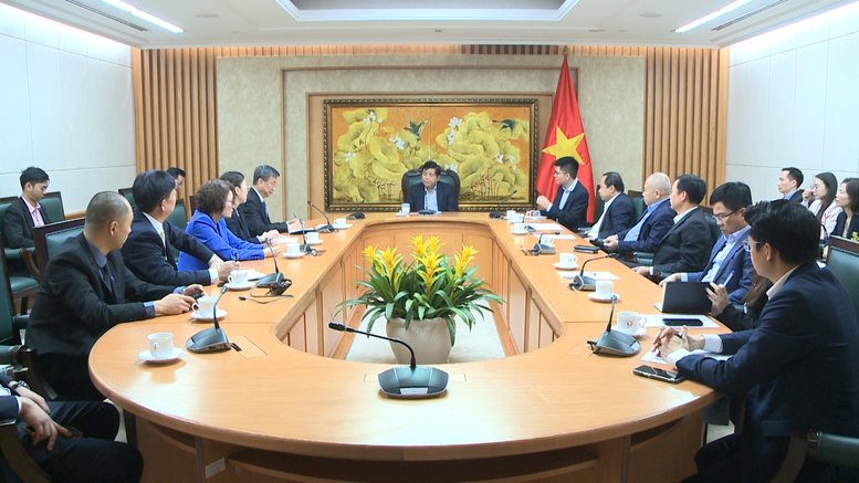 Phó Thủ tướng Chính phủ Nguyễn Chí Dũng tiếp Tập đoàn ArcherMind