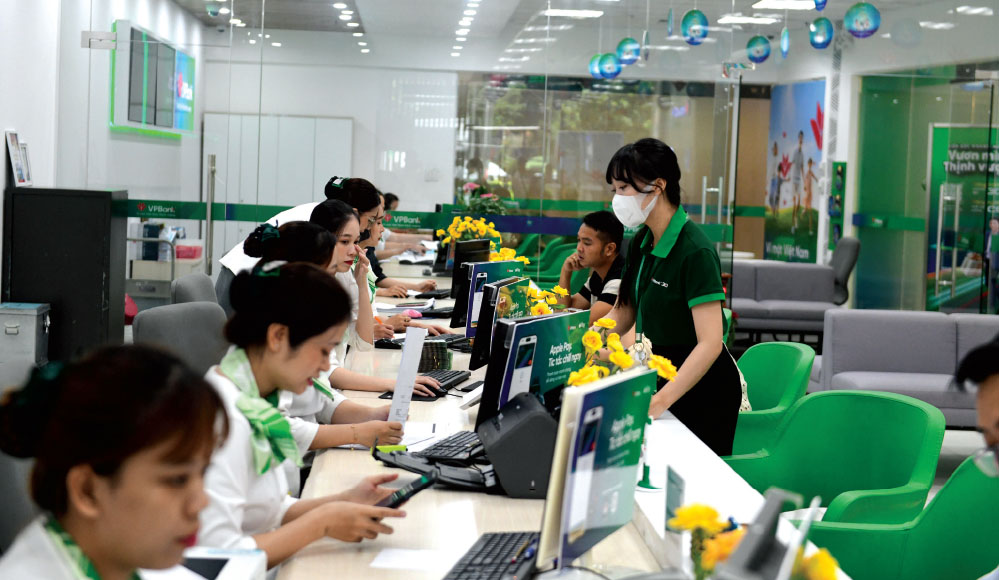 Từ ngày 1-4, tên tài khoản ngân hàng phải đồng nhất với tên trên thẻ căn cước