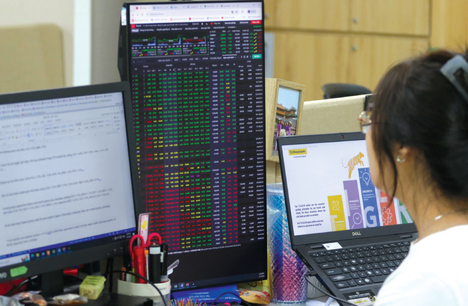 Chứng khoán tháng 3: Kiên định với cổ phiếu triển vọng!