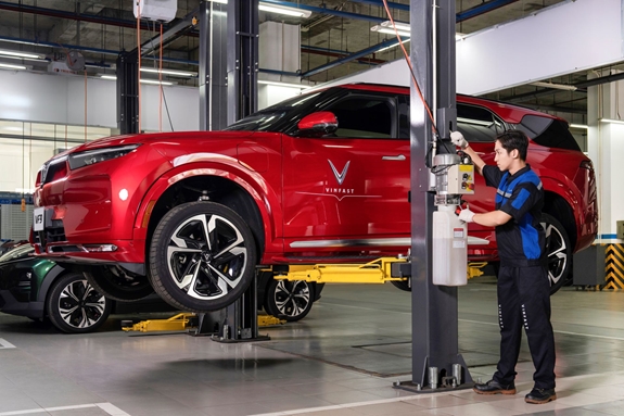 Người dùng đánh giá hậu mãi VinFast: “Đúng hẹn, minh bạch, chi phí bảo dưỡng dễ chịu”