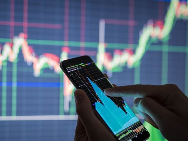 Công ty chứng khoán có “bóng dáng” Tân Hoàng Minh phát thông báo quan trọng