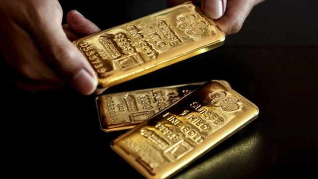 Quỹ vàng lớn nhất thế giới “xả” hàng 5 ngày liên tiếp