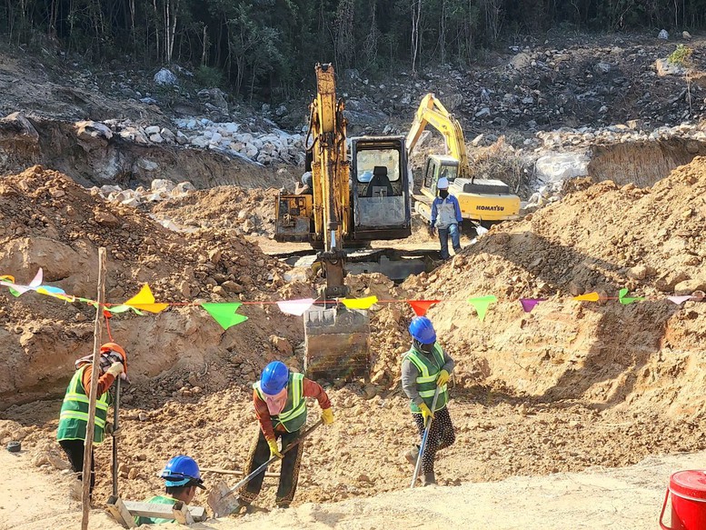 Đẩy nhanh tiến độ thi công các công trình điện phục vụ APEC 2027 tại Phú Quốc