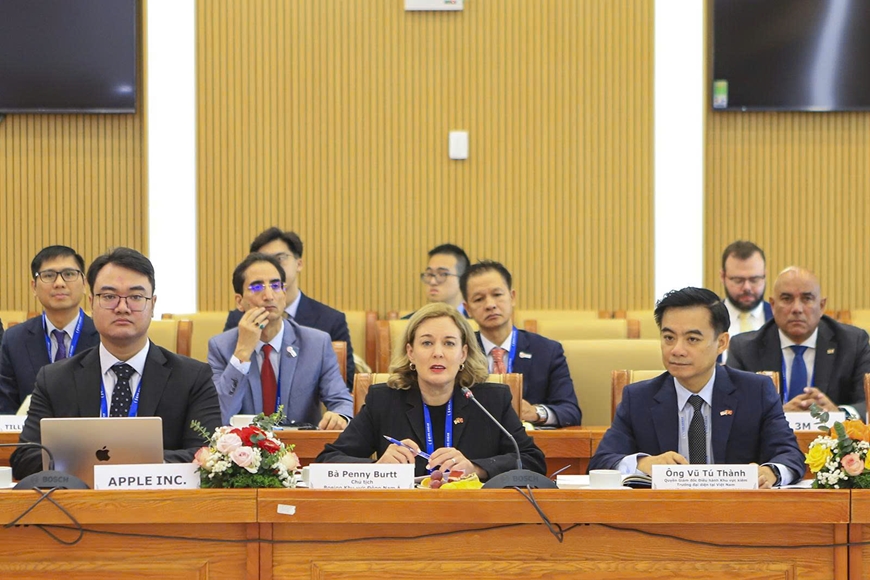 Thúc đẩy hợp tác với các doanh nghiệp Hoa Kỳ về phát triển hạ tầng giao thông, đô thị