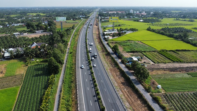 Cận cảnh việc mở rộng cao tốc TPHCM – Trung Lương – Mỹ Thuận lên 6-12 làn xe