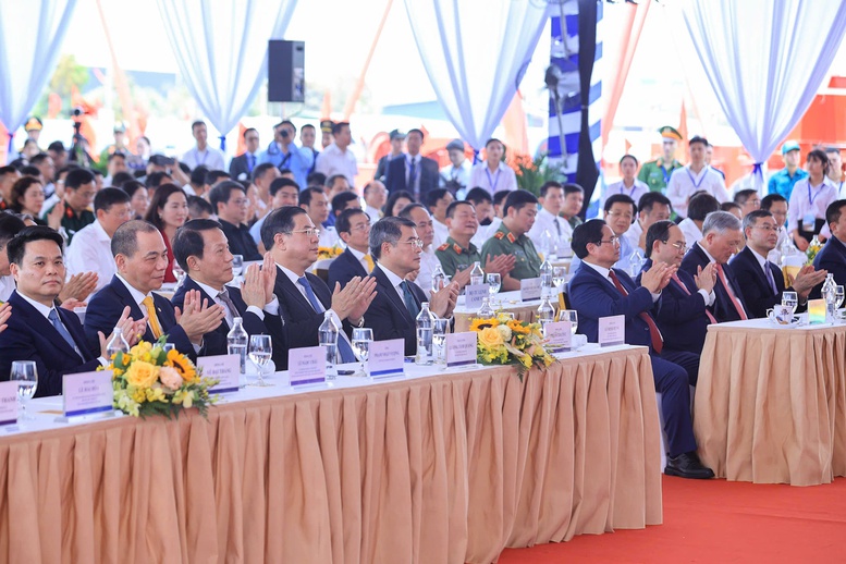 Thủ tướng Lê Minh Hưng dự lễ khởi công tuyến đường sắt tốc độ cao Hà Nội-Quảng Ninh