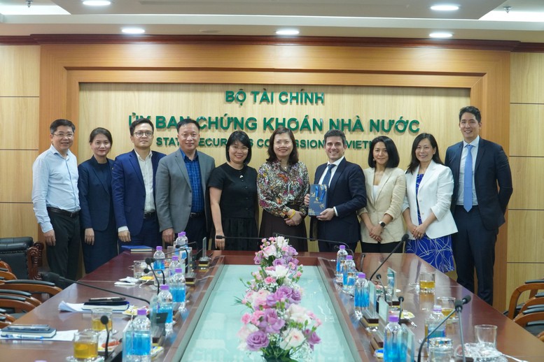 UBCKNN làm việc với FTSE Russell về bước tiếp theo sau nâng hạng