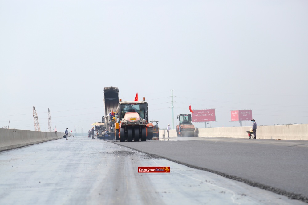 Bảo trì đường bộ gặp khó khăn do giá nhiên liệu tăng