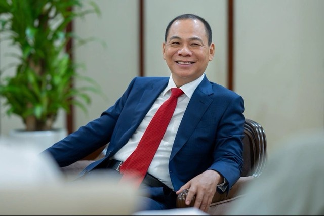 Khối nội tung gần 5.000 tỷ mua cổ phiếu Vingroup