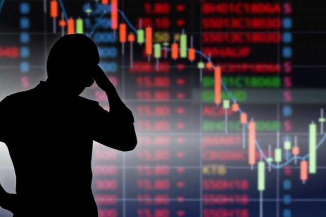Nhà đầu tư chứng khoán “nín thở” trước biến số mới