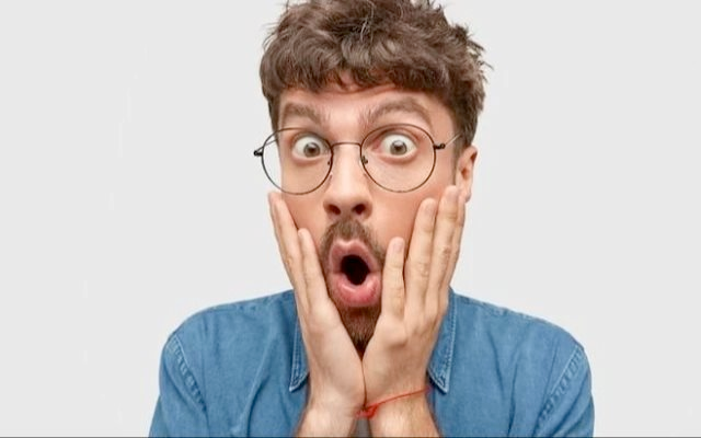 Chuyện gì đây: Chủ tịch cùng toàn bộ hội đồng quản trị công ty đồng loạt xin từ chức ngay trước đại hội