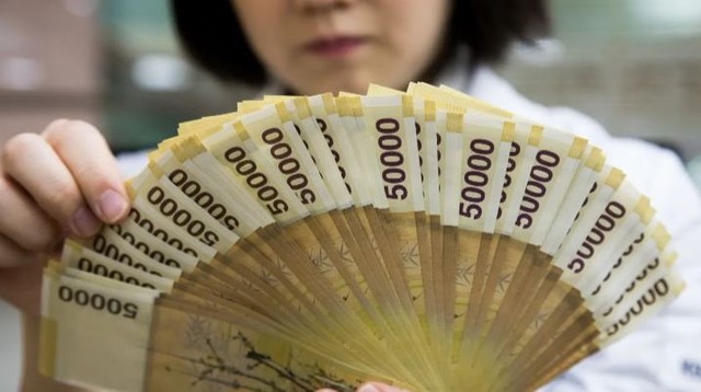 Quốc gia châu Á ‘kêu cứu’ vì cơn mưa tiền thưởng cho công nhân ngành chip: Cơn đau đầu từ lạm phát thượng nguồn