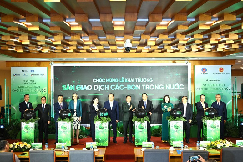 Sàn giao dịch các-bon Việt Nam vận hành, doanh nghiệp thêm công cụ giảm phát thải