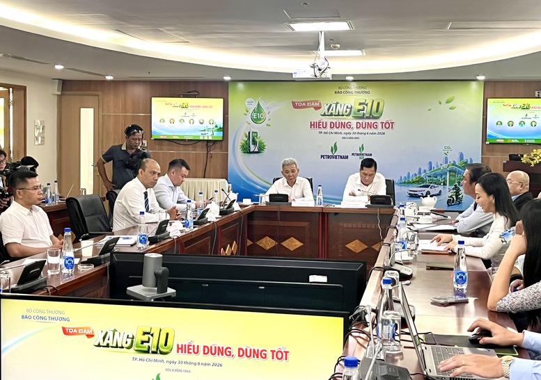 Sau một tháng triển khai, xăng E10 ghi nhận sự đón nhận tích cực từ người tiêu dùng
