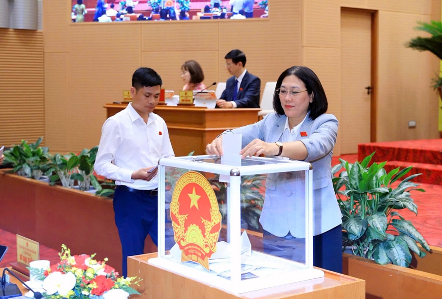 Hà Nội: Phê duyệt dự án tu bổ, xử lý ô nhiễm sông Nhuệ hơn 75.000 tỷ đồng