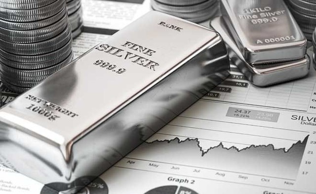 BlackRock “tung tiền” gom hơn trăm tấn chỉ trong 1 phiên, điều gì đang diễn ra?