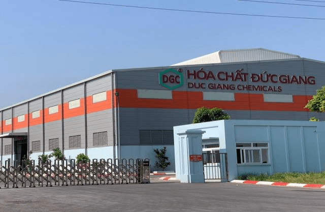 Hóa chất Đức Giang lùi tiến độ siêu dự án 12.000 tỷ, lý do là gì?
