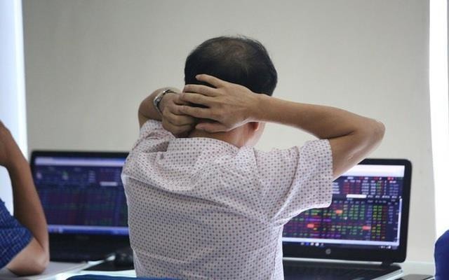 Chuyên gia chỉ ra “cái bẫy” khiến nhiều nhà đầu tư chứng khoán thua lỗ