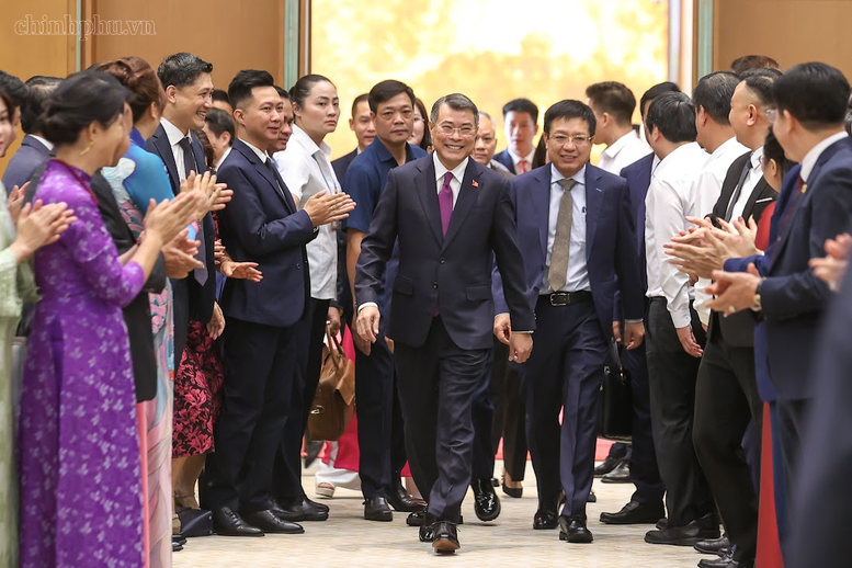 CẬP NHẬT: Hội nghị Thường trực Chính phủ với cộng đồng doanh nghiệp