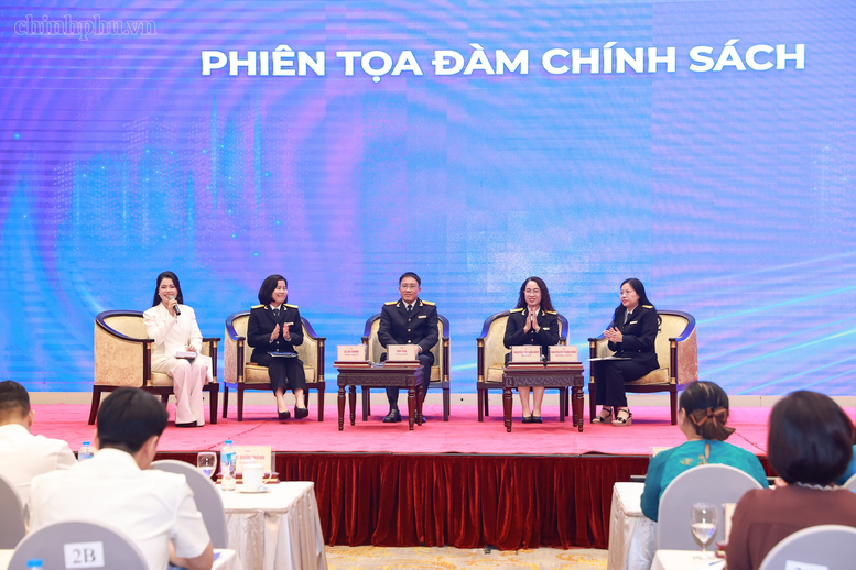 Nhiều băn khoăn về thuế của người bán hàng online được giải đáp
