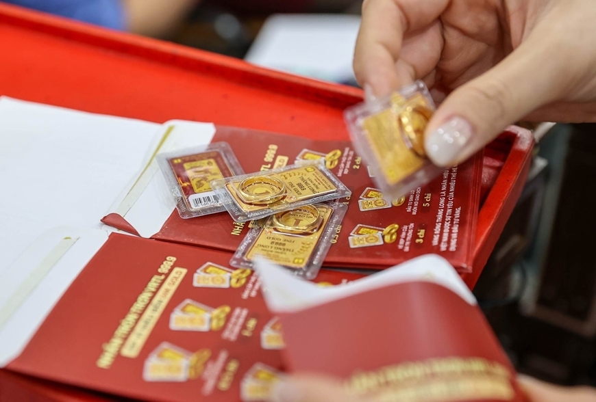 Giá vàng hôm nay (29-8): Vàng thế giới lao dốc