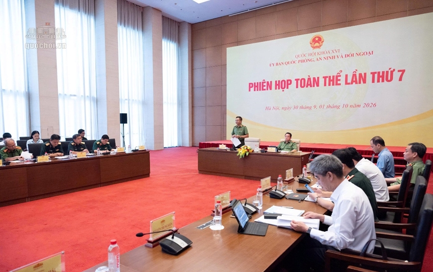 Thẩm tra dự án Luật An ninh dữ liệu, dự án Luật Định danh và xác thực điện tử