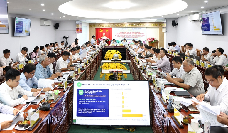 Đầu tư hệ thống truyền tải điện đáp ứng mục tiêu tăng trưởng của tỉnh Vĩnh Long