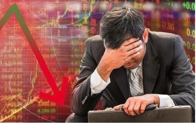 Phiên 8/9: Khối ngoại bán tiếp đà bán ròng, “xả” mạnh hai cổ phiếu ngân hàng