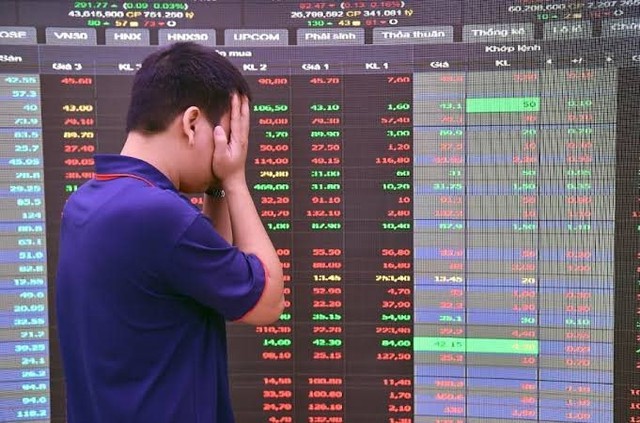 Loạt cổ phiếu chứng khoán “thủng” đáy IPO, mất hàng chục nghìn tỷ đồng vốn hóa