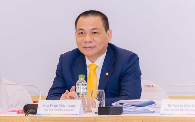 Vốn hóa Vingroup đạt 1,9 triệu tỷ đồng, tỷ phú Phạm Nhật Vượng lập kỷ lục mới