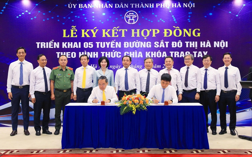 Hà Nội ký hợp đồng thực hiện 5 tuyến đường sắt đô thị