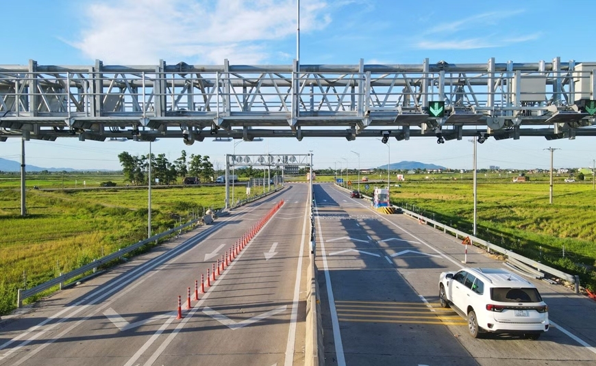 Cục Đường bộ lý giải nguyên nhân lưu lượng xe giảm trên cao tốc Bắc-Nam và Quốc lộ 1