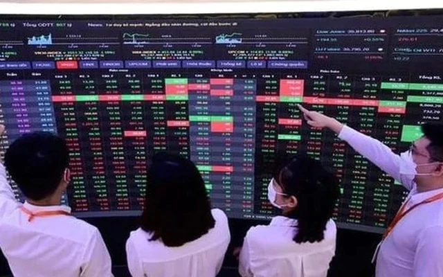 Dự báo bất ngờ về lợi nhuận nhóm chứng khoán, dầu khí, phân bón trong năm 2027