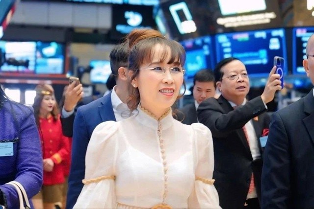 Ngân hàng của tỷ phú Nguyễn Thị Phương Thảo được một thế lực “gom” ròng đột biến 1.500 tỷ đồng phiên cuối tuần