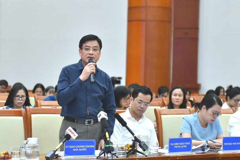 Nghiên cứu loạt cơ chế mới để thị trường chứng khoán phát triển bền vững