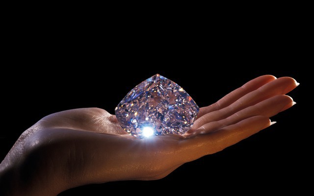 BSC: PNJ, FPT và MSB có nguy cơ bị loại khỏi rổ Diamond