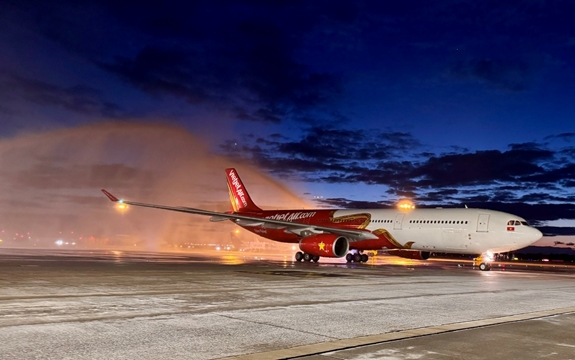 Vietjet khai trương loạt đường bay Hà Nội – Almaty, Hà Nội – Praha và Almaty – Praha, tăng cường kết nối Á – Âu